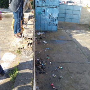 Ciudadanos urge a “garantizar la salubridad y el vallado” del abandonado solar de la calle Porvenir