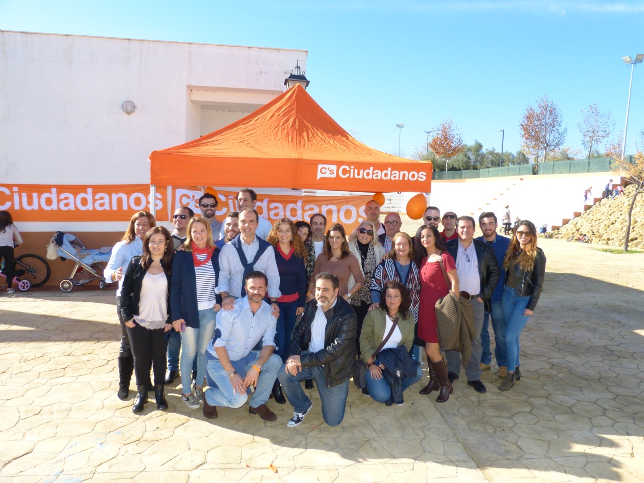 Ciudadanos celebró en Bormujos el día de la Constitución con una lectura  participativa | Ciudadanos | Sevilla