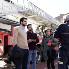 Moyano (Cs) denuncia que el gobierno del PSOE “tiene desatendido al servicio de bomberos en Sevilla”