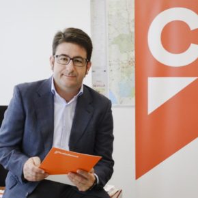 Benjumea: “Los ayuntamientos sevillanos tendrán 30 millones de euros para planes de empleo gracias a la política útil de Ciudadanos”