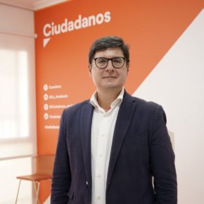 Pimentel: “Ciudadanos tiene el firme compromiso de ayudar al máximo a los autónomos y pymes de Sevilla”